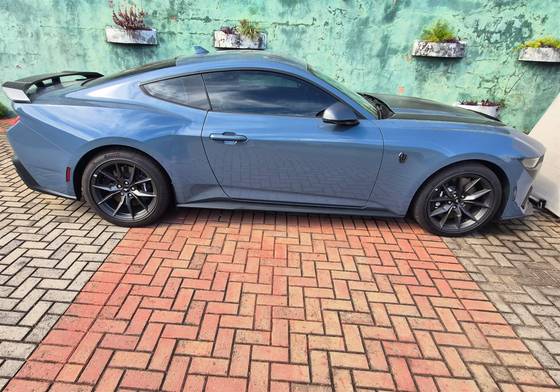 FORD MUSTANG 5.0 V8 GASOLINA DARK HORSE SELECTSHIFT FORD MUSTANG 5.0 V8 GASOLINA DARK HORSE SELECTSHIFT